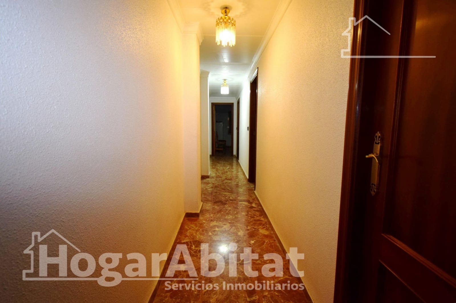 Casa de 6 habitaciones en Catarroja en venta con garaje - 600.000 € (Ref: 9829237)
