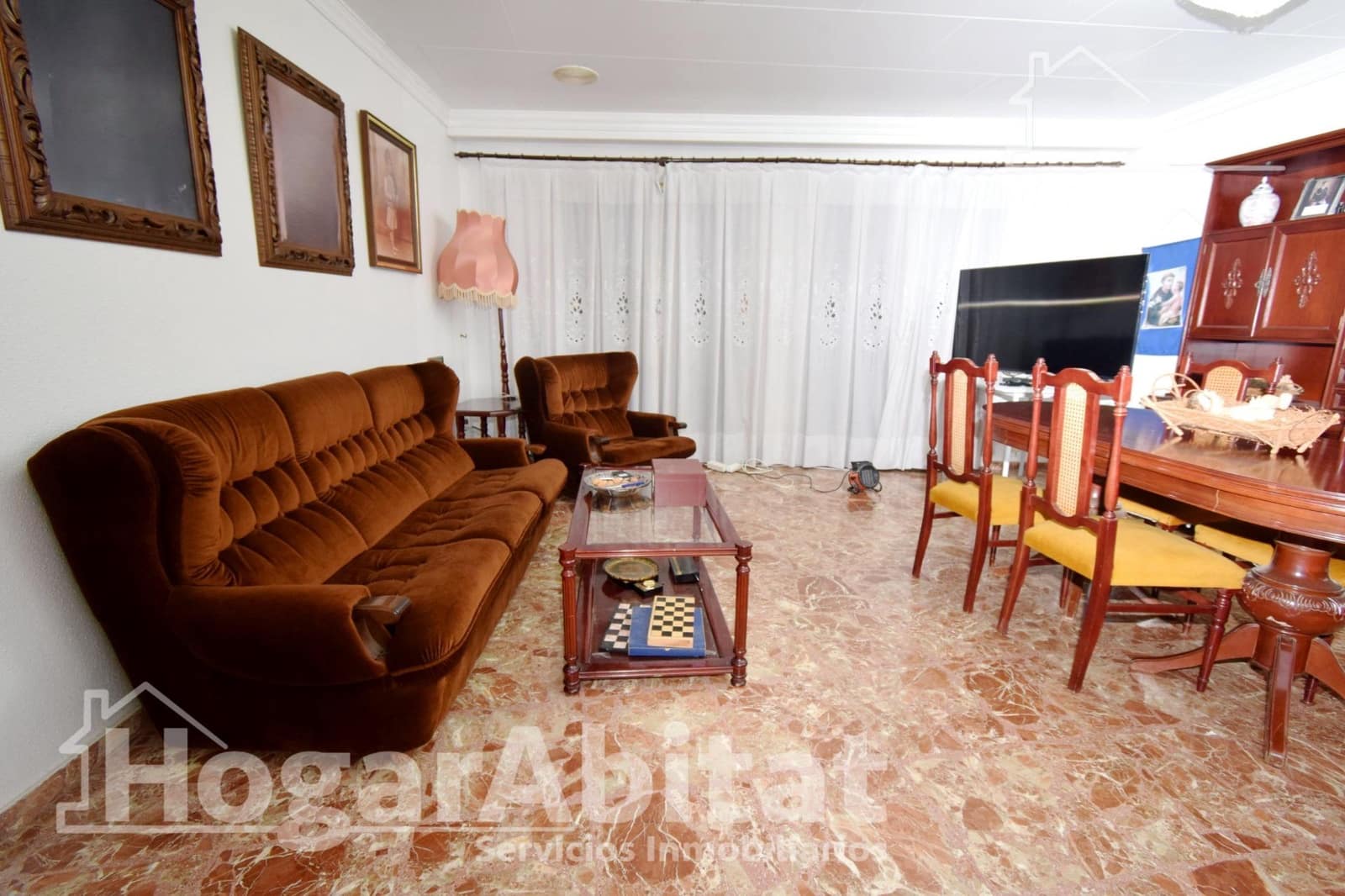 Casa de 6 habitaciones en Catarroja en venta con garaje - 600.000 € (Ref: 9829237)