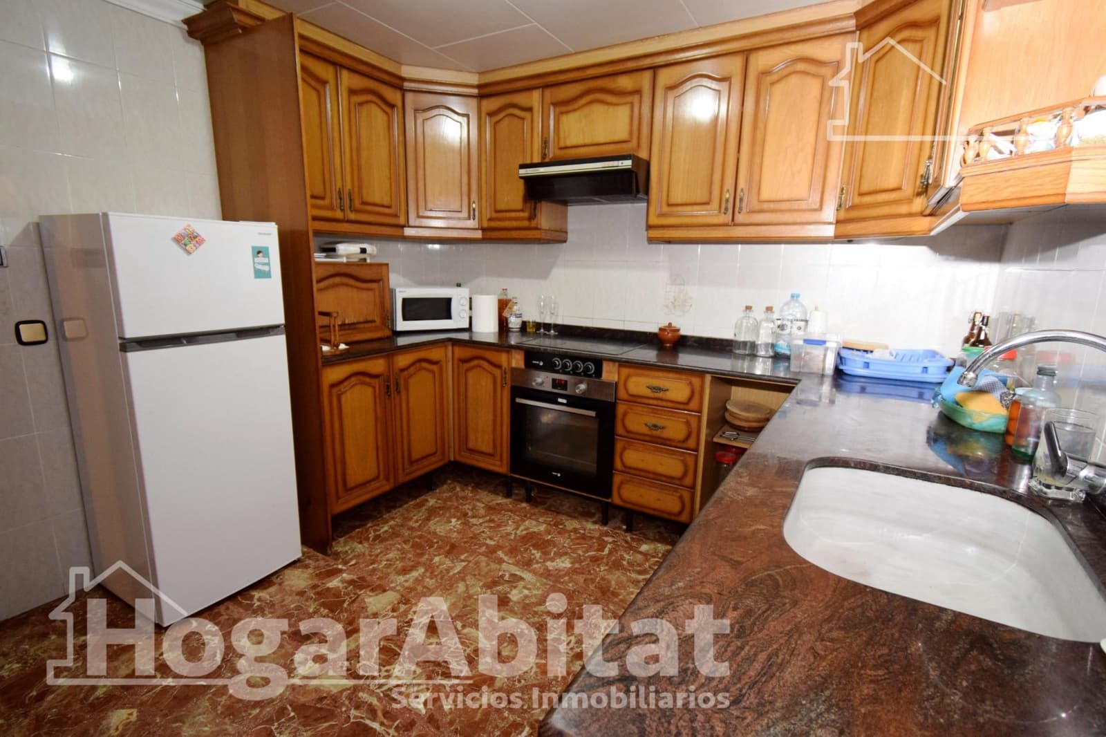 Casa de 6 habitaciones en Catarroja en venta con garaje - 600.000 € (Ref: 9829237)