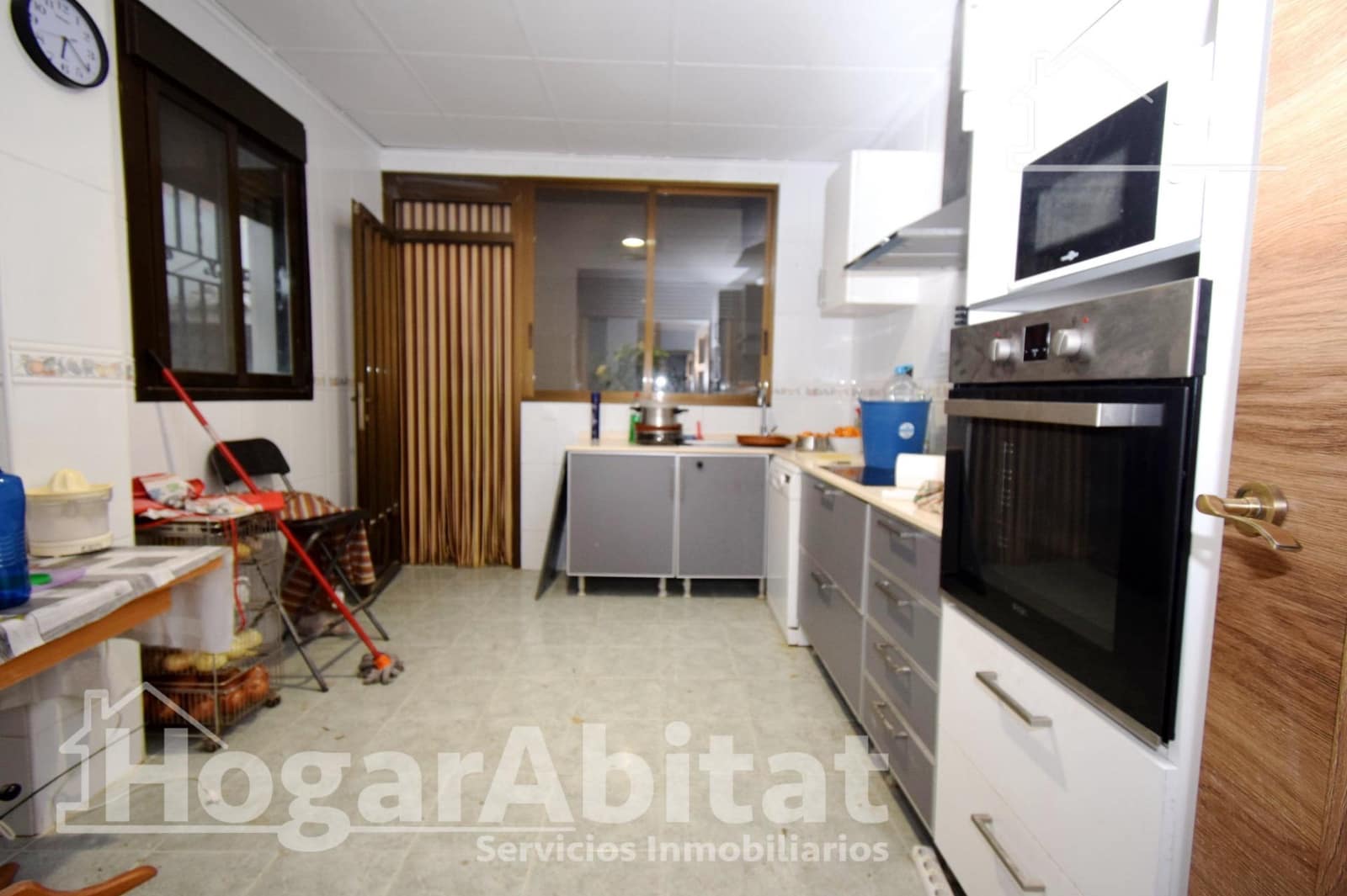 Casa de 6 habitaciones en Catarroja en venta con garaje - 600.000 € (Ref: 9829237)