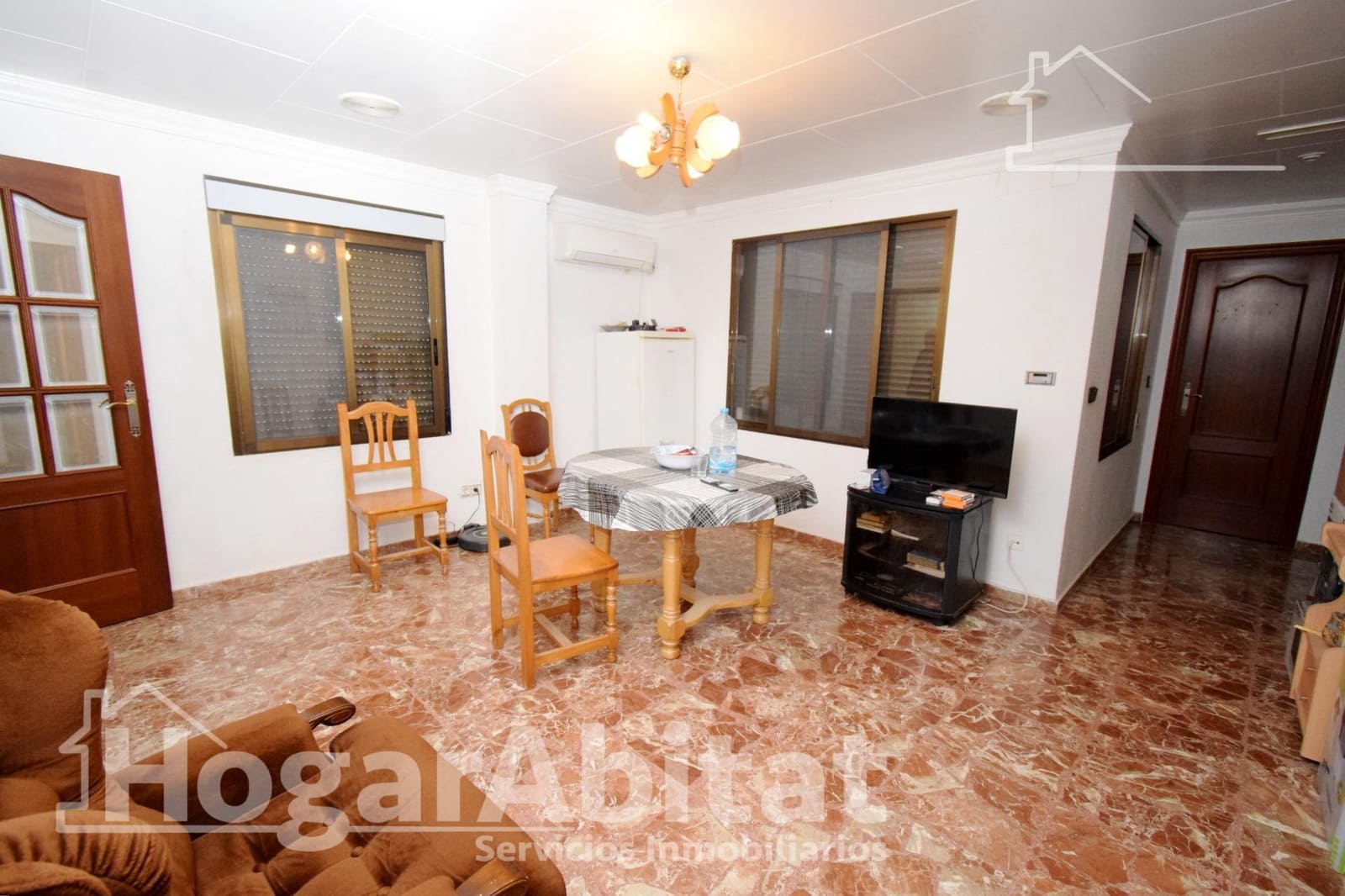 Casa de 6 habitaciones en Catarroja en venta con garaje - 600.000 € (Ref: 9829237)