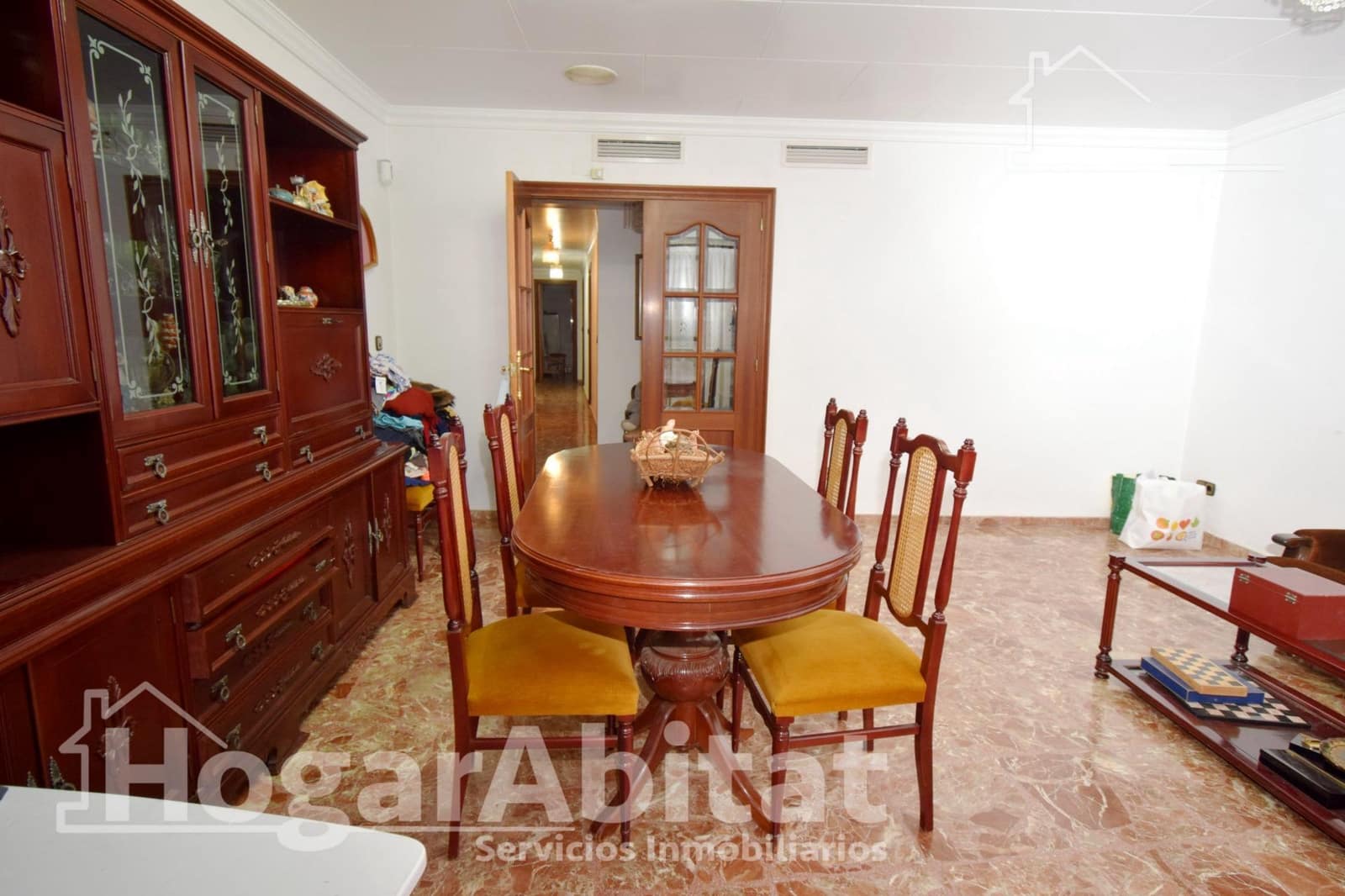 Casa de 6 habitaciones en Catarroja en venta con garaje - 600.000 € (Ref: 9829237)