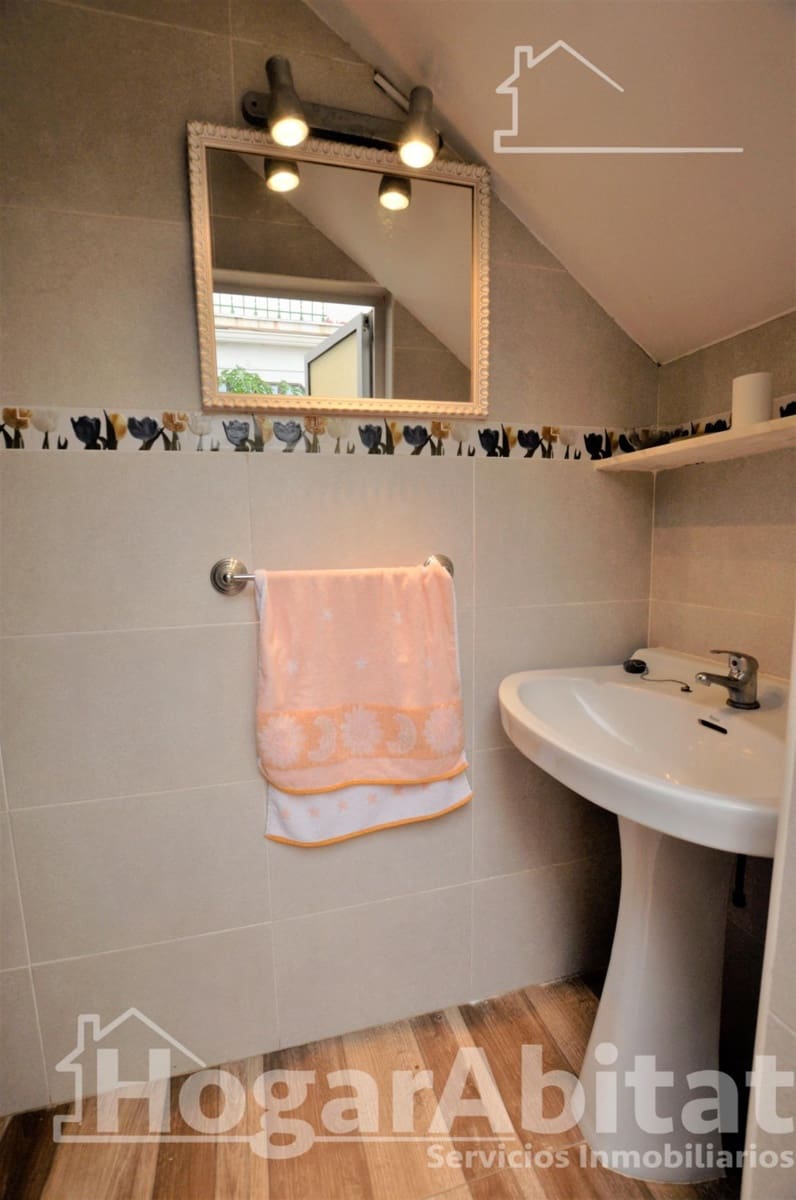 Casa de 5 habitaciones en Burjassot en venta con garaje - 450.000 € (Ref: 9829241)
