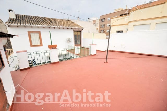 Casa de 5 habitaciones en Burjassot en venta con garaje - 450.000 € (Ref: 9829241)