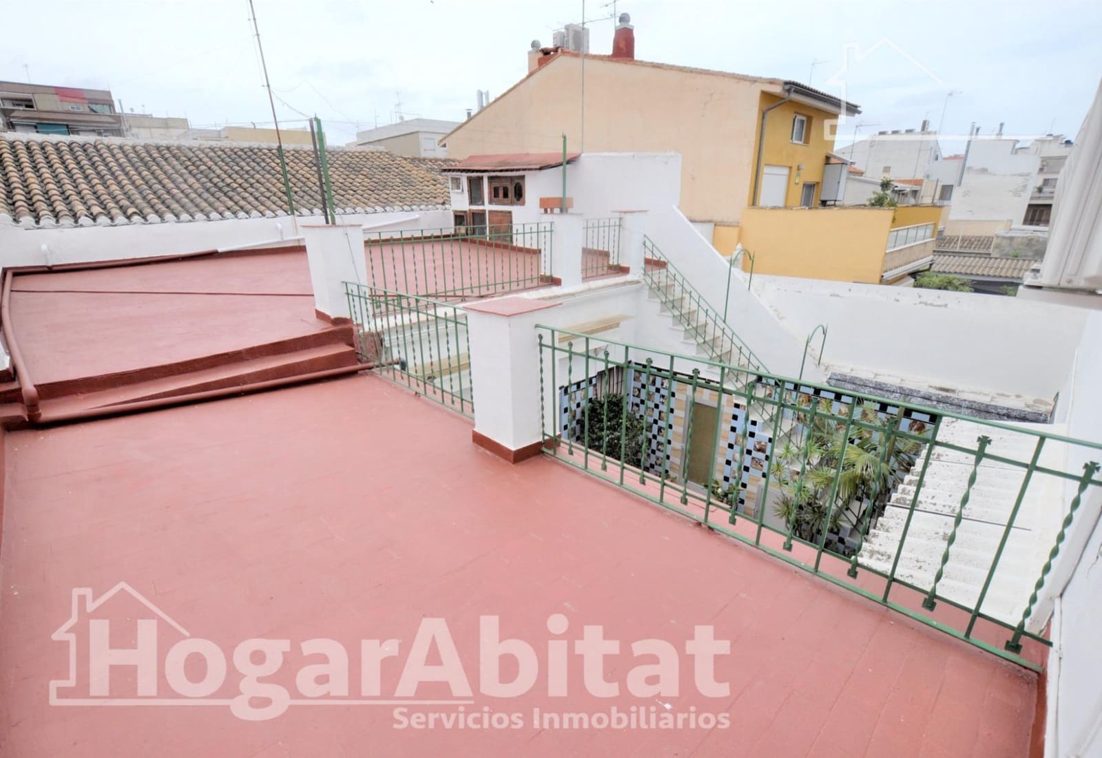 Casa de 5 habitaciones en Burjassot en venta con garaje - 450.000 € (Ref: 9829241)