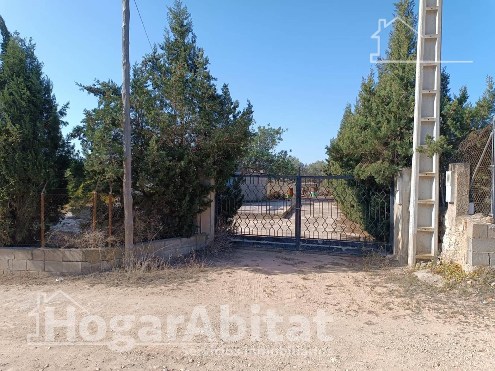 1 Zimmer Villa zu verkaufen in Lliria mit Pool - 135.000 € (Ref: 9831584)
