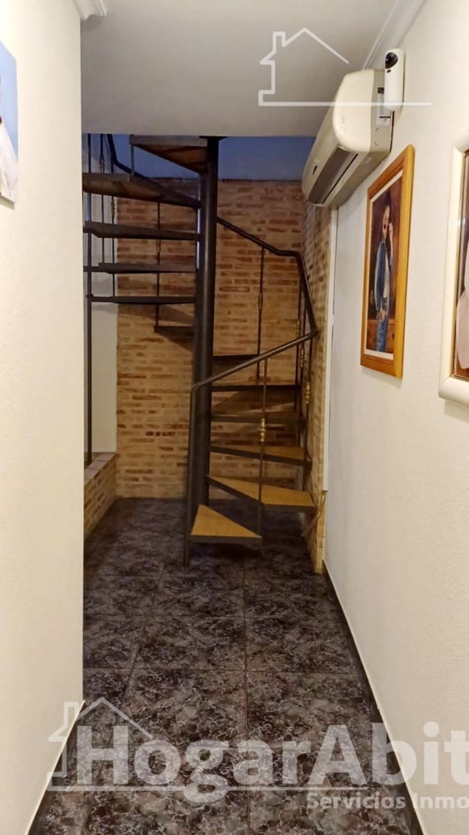 4 camera da letto Appartamento in vendita in Montserrat - 184.000 € (Rif: 9831586)