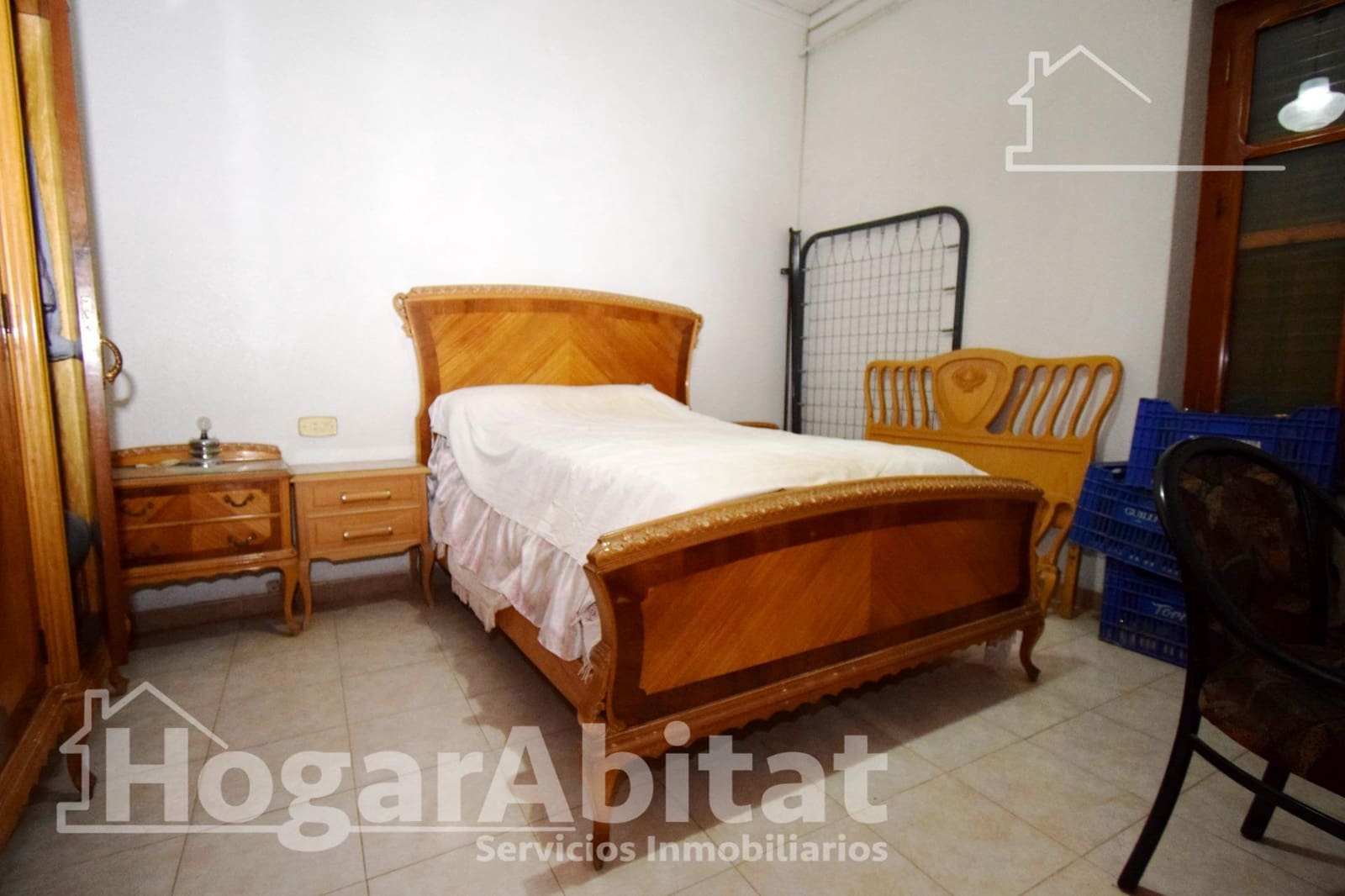 5 bedroom Townhouse for sale in Montserrat with garage - € 250,000 (Ref: 9831593)