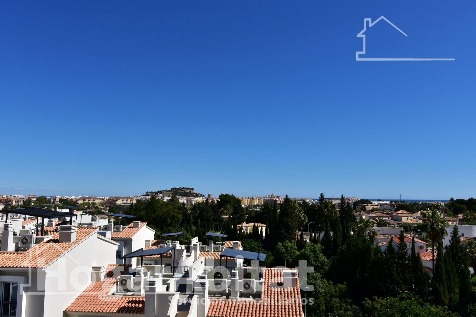 Ático de 2 habitaciones en Dénia en venta con piscina garaje - 360.000 € (Ref: 9833702)