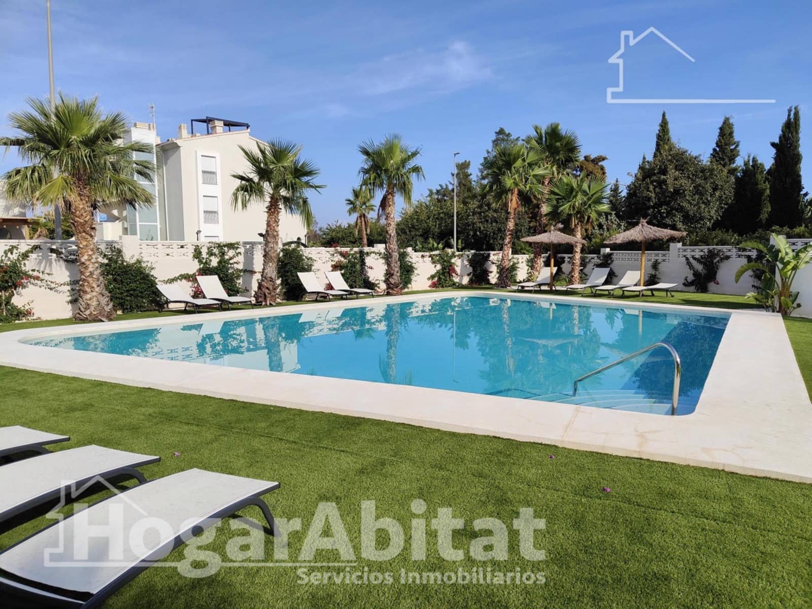 Ático de 2 habitaciones en Dénia en venta con piscina garaje - 360.000 € (Ref: 9833702)