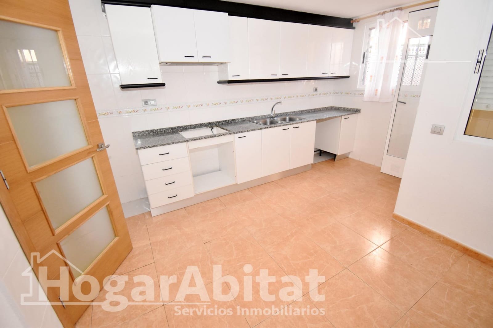 3 bedroom Flat for sale in Vila-real with garage - € 198,500 (Ref: 9833709)