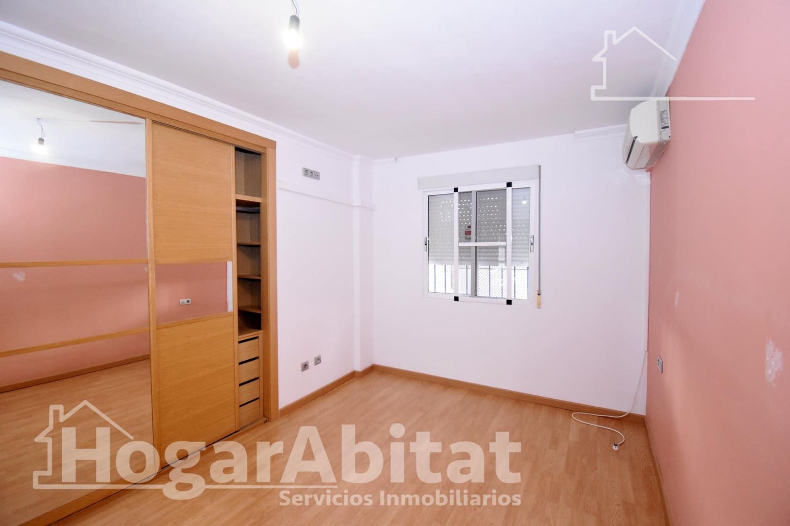 3 bedroom Flat for sale in Vila-real with garage - € 198,500 (Ref: 9833709)