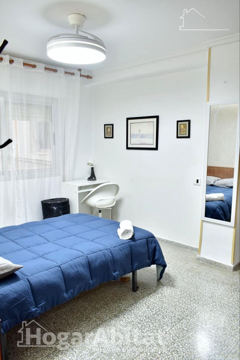 4 bedroom Flat for sale in Sagunto / Sagunt - € 260,000 (Ref: 9833713)