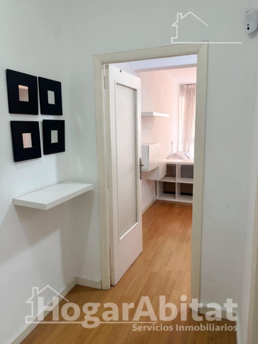 3 Zimmer Wohnung zu verkaufen in Valencia Stadt - 300.000 € (Ref: 9833715)