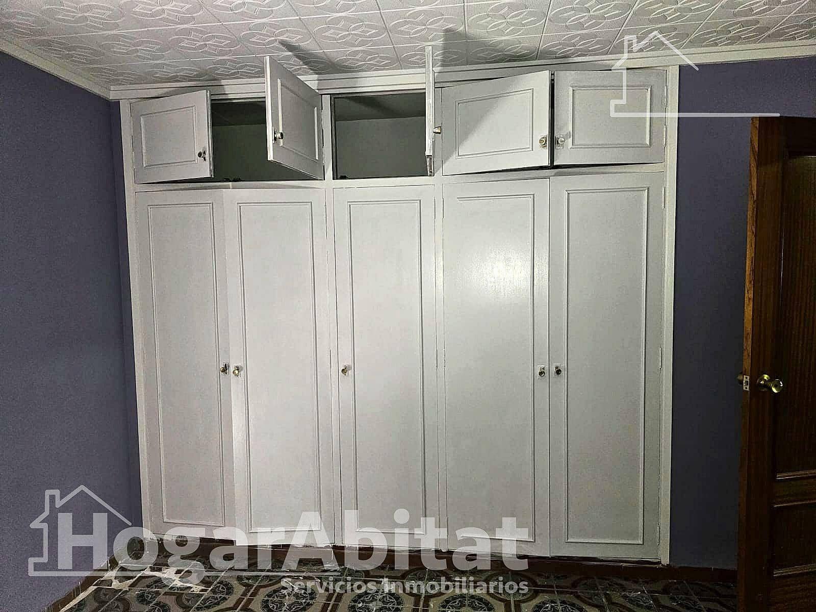 Casa de 5 habitaciones en Venta del Moro en venta - 80.000 € (Ref: 9833716)