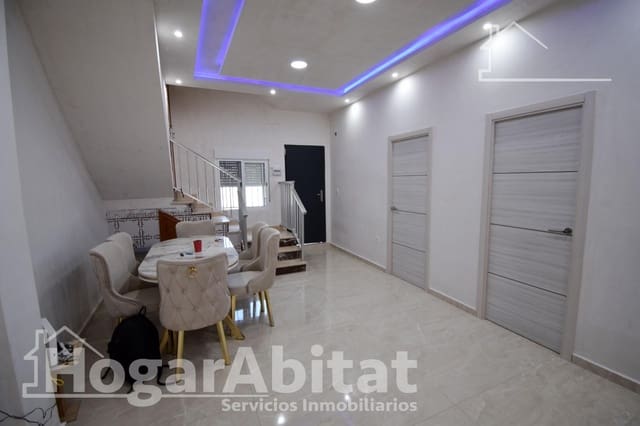 2 bedroom Townhouse for sale in Algemesí with garage - € 150,000 (Ref: 9833719)
