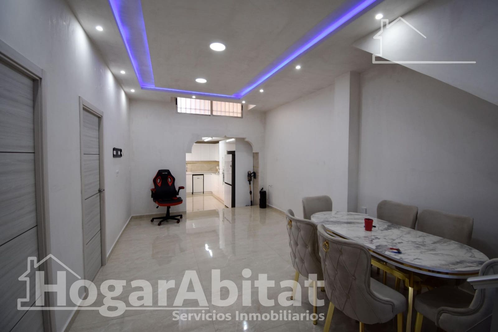 2 bedroom Townhouse for sale in Algemesi with garage - € 150,000 (Ref: 9833719)