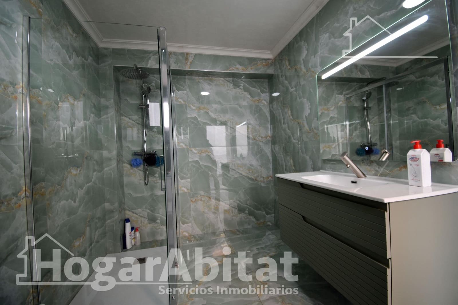2 bedroom Townhouse for sale in Algemesi with garage - € 150,000 (Ref: 9833719)