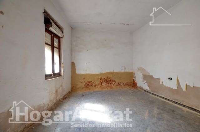 Casa de 3 habitaciones en Benifairó de la Valldigna en venta - 65.000 € (Ref: 9833720)