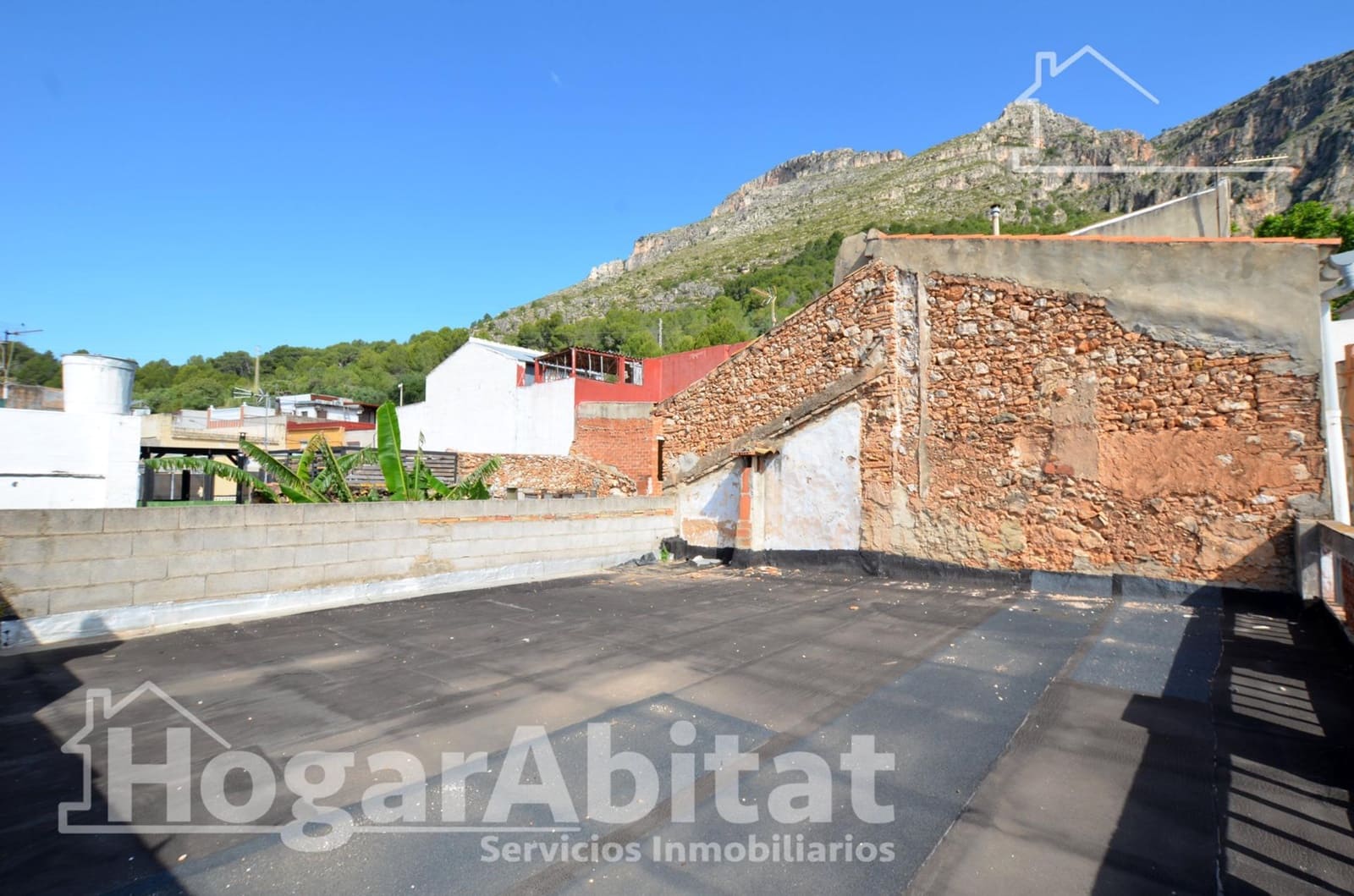 Casa de 3 habitaciones en Benifairó de la Valldigna en venta - 65.000 € (Ref: 9833720)