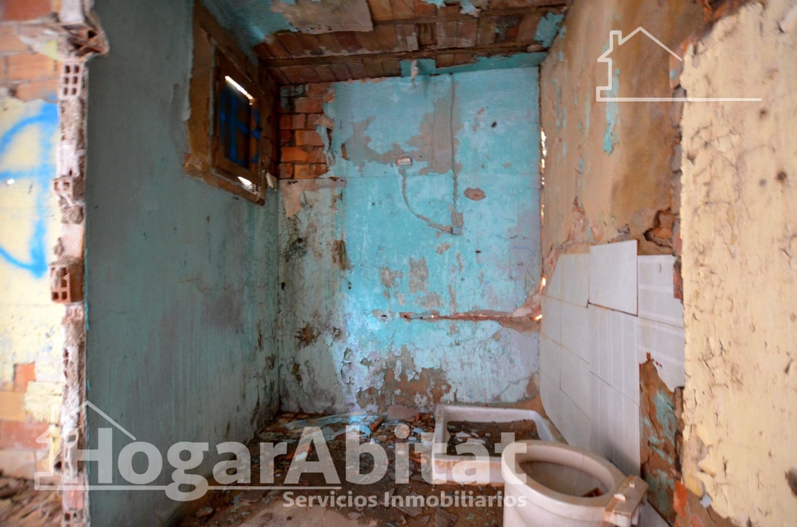 Casa de 3 habitaciones en Benifairó de la Valldigna en venta - 65.000 € (Ref: 9833720)