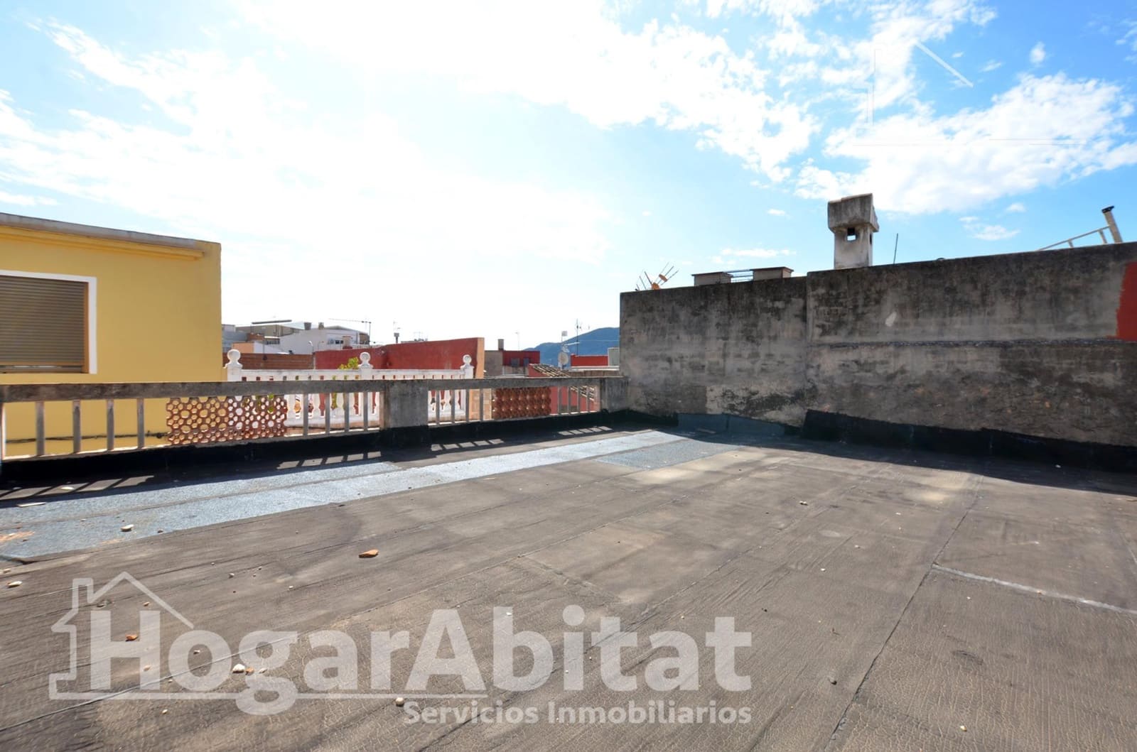 Casa de 3 habitaciones en Benifairó de la Valldigna en venta - 65.000 € (Ref: 9833720)