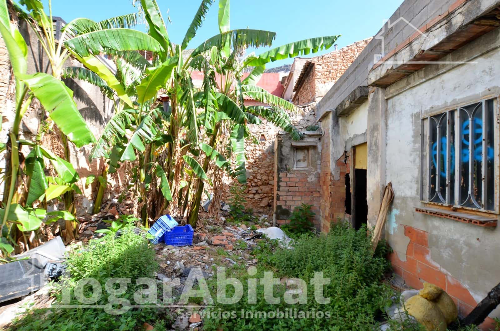 Casa de 3 habitaciones en Benifairó de la Valldigna en venta - 65.000 € (Ref: 9833720)