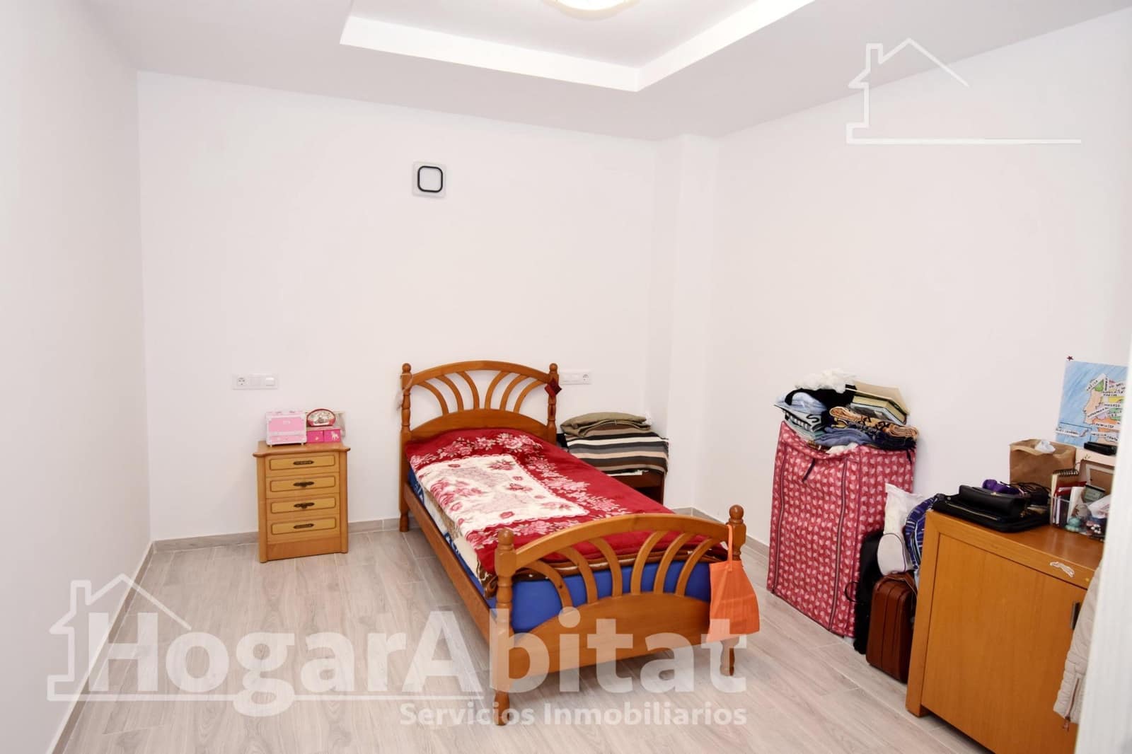 3 bedroom Flat for sale in Alzira - € 160,000 (Ref: 9836289)