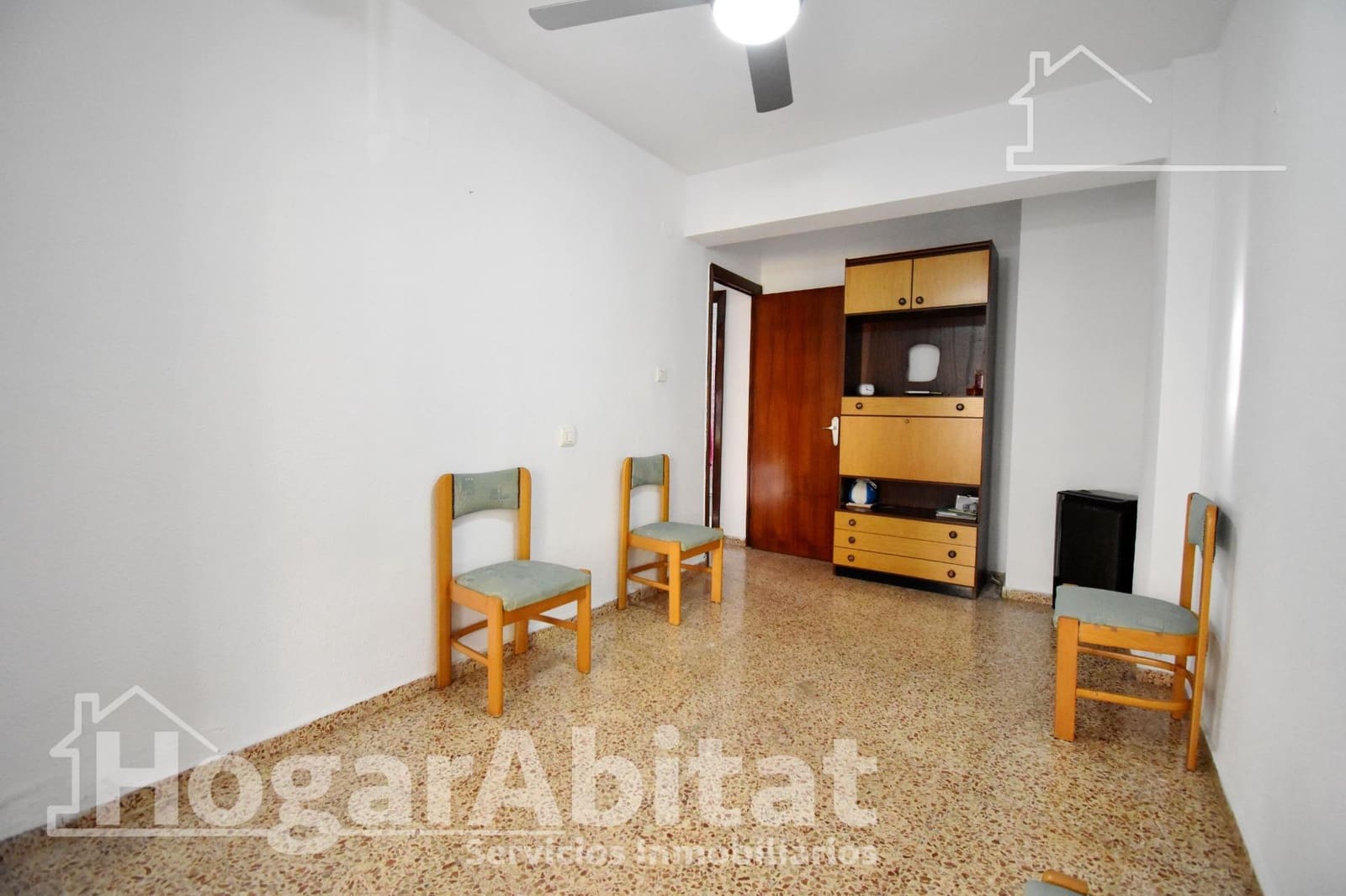 3 bedroom Flat for sale in Oliva - € 140,000 (Ref: 9836299)