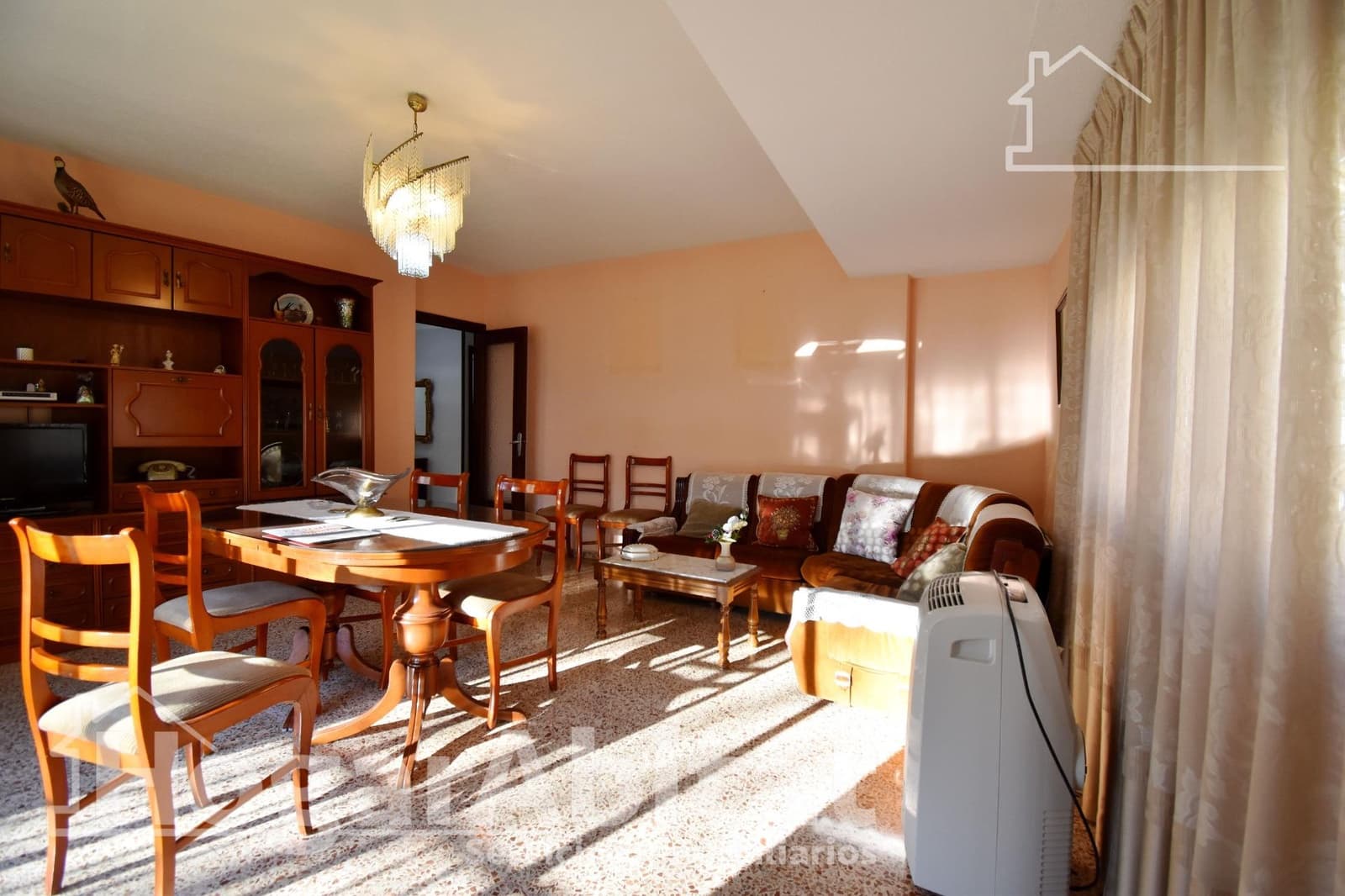 3 bedroom Flat for sale in Oliva - € 140,000 (Ref: 9836299)