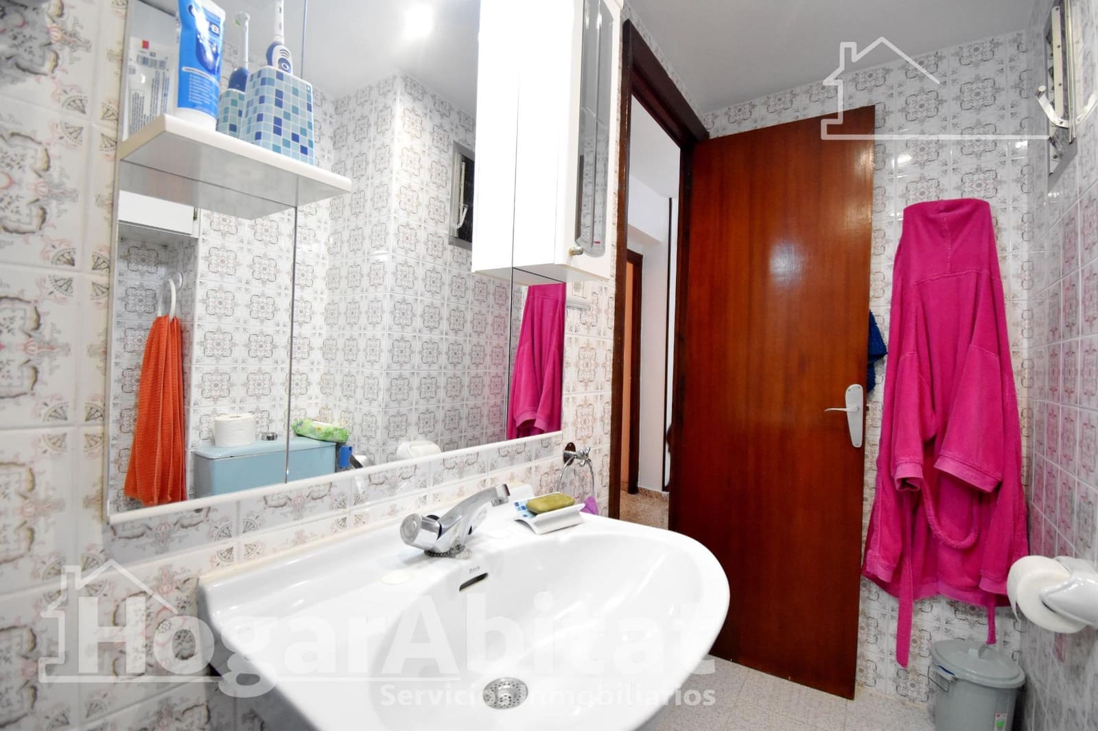 3 bedroom Flat for sale in Oliva - € 140,000 (Ref: 9836299)