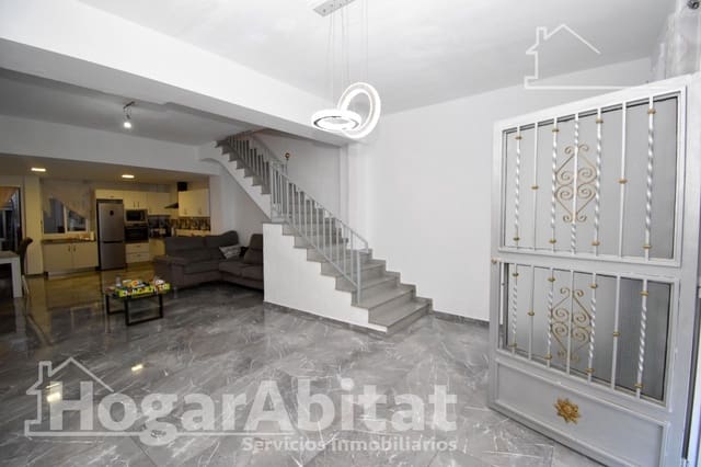 6 Zimmer Haus zu verkaufen in Alzira - 210.000 € (Ref: 9836303)