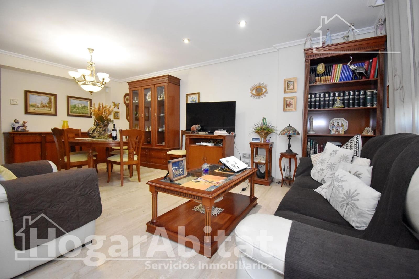 4 bedroom Terraced Villa for sale in Castello de la Plana with pool garage - € 450,000 (Ref: 9839294)