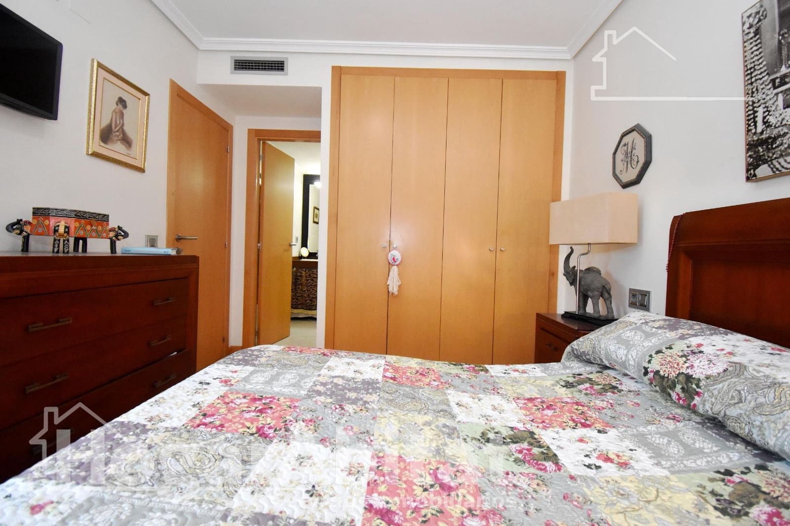 4 bedroom Terraced Villa for sale in Castello de la Plana with pool garage - € 450,000 (Ref: 9839294)