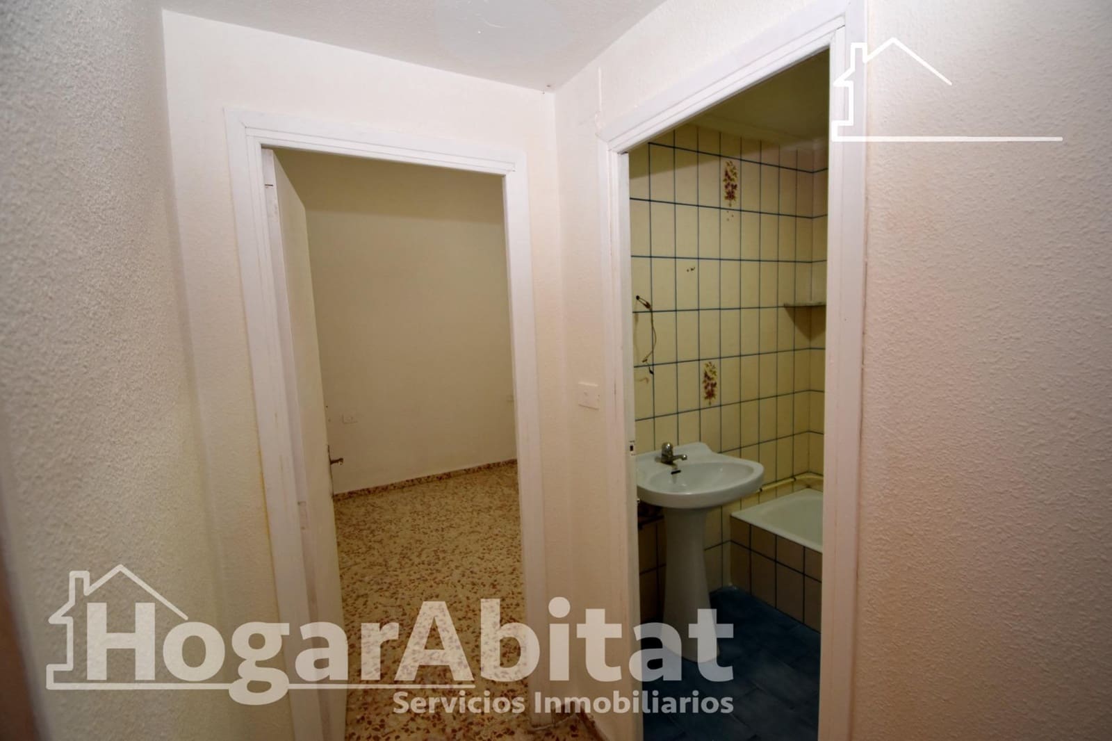 3 bedroom Flat for sale in El Perello - € 130,000 (Ref: 9839300)