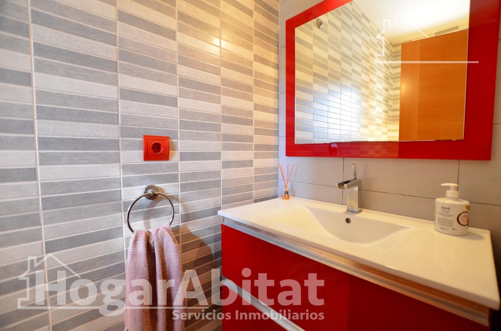 3 bedroom Terraced Villa for sale in Alicante / Alacant city with pool garage - € 450,000 (Ref: 9839301)