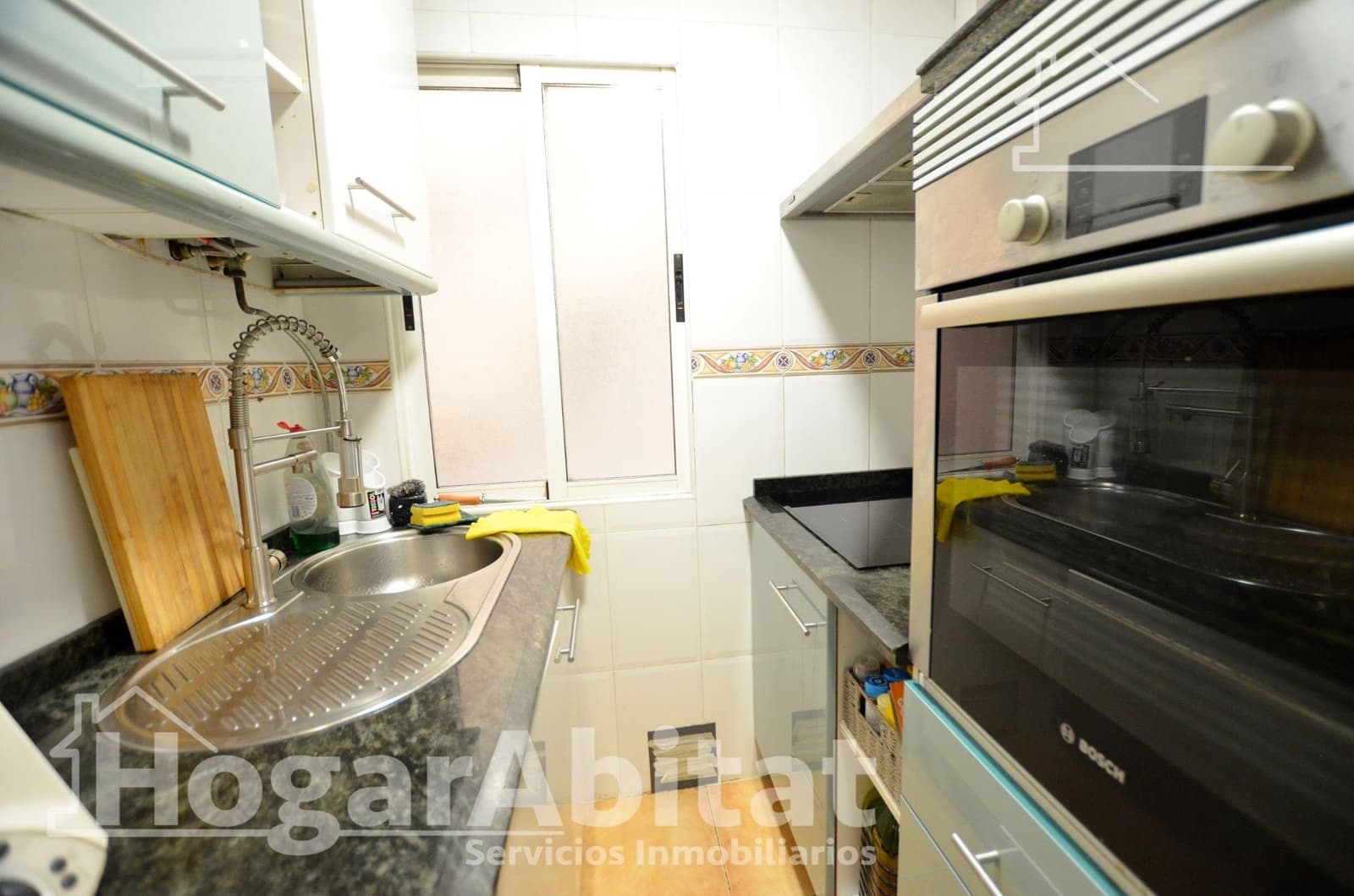 3 sovrum Lägenhet till salu i Alicante stad med garage - 160 000 € (Ref: 9839303)