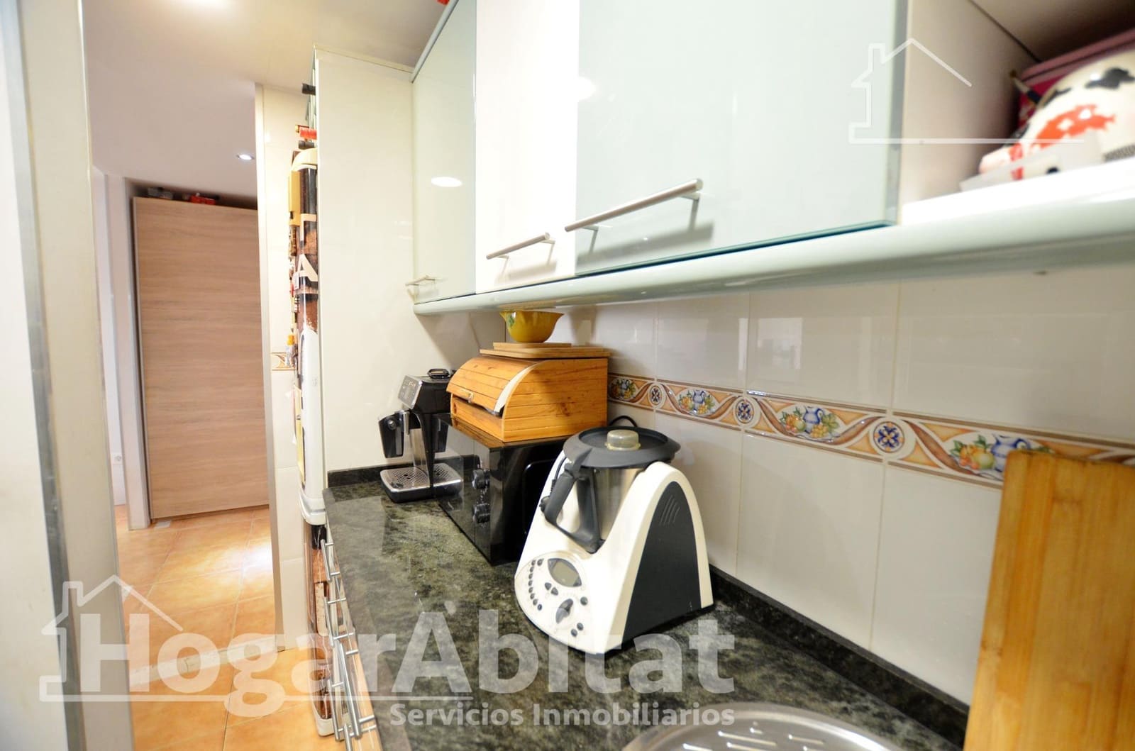 3 sovrum Lägenhet till salu i Alicante stad med garage - 160 000 € (Ref: 9839303)