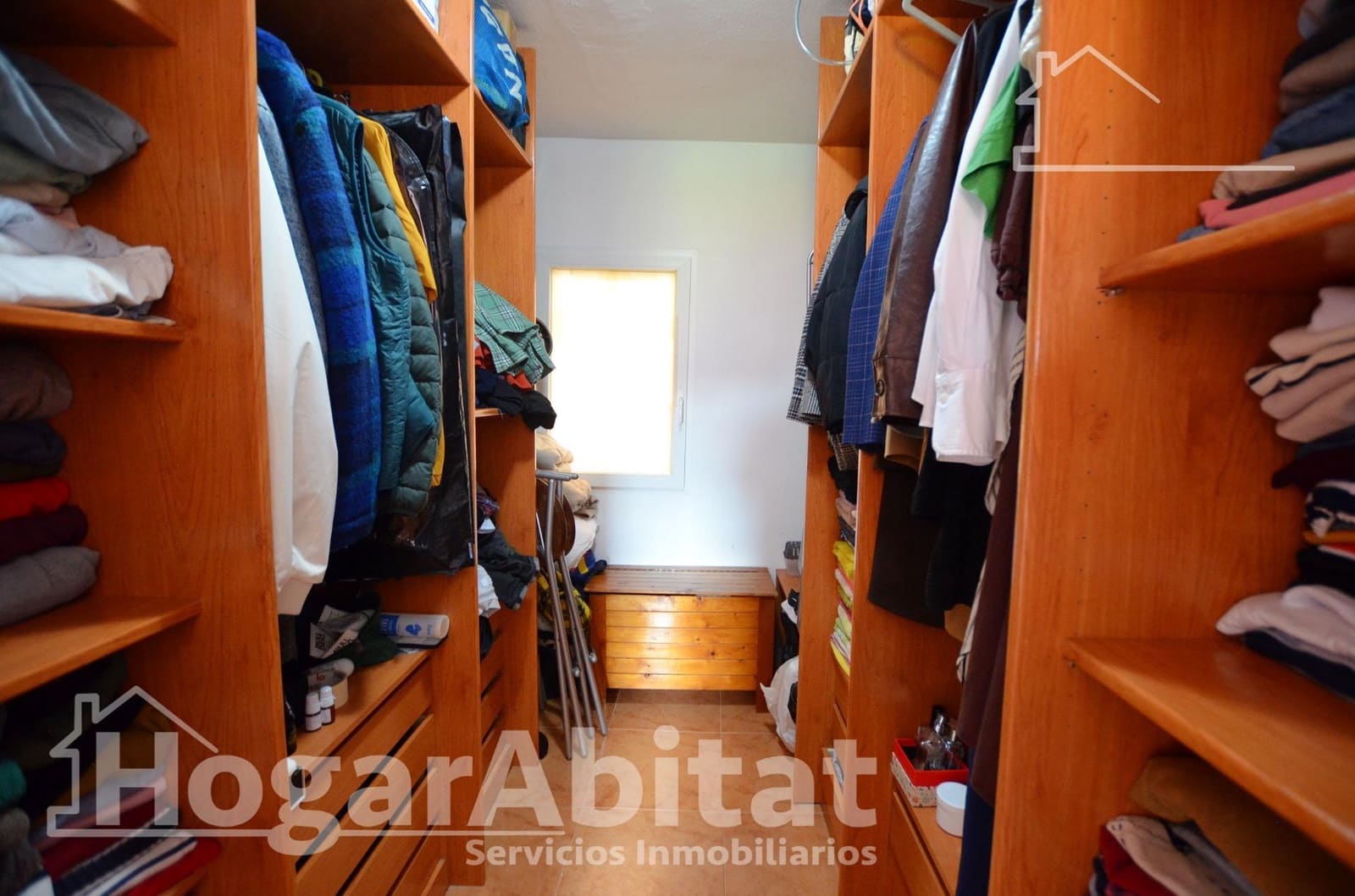 3 sovrum Lägenhet till salu i Alicante stad med garage - 160 000 € (Ref: 9839303)