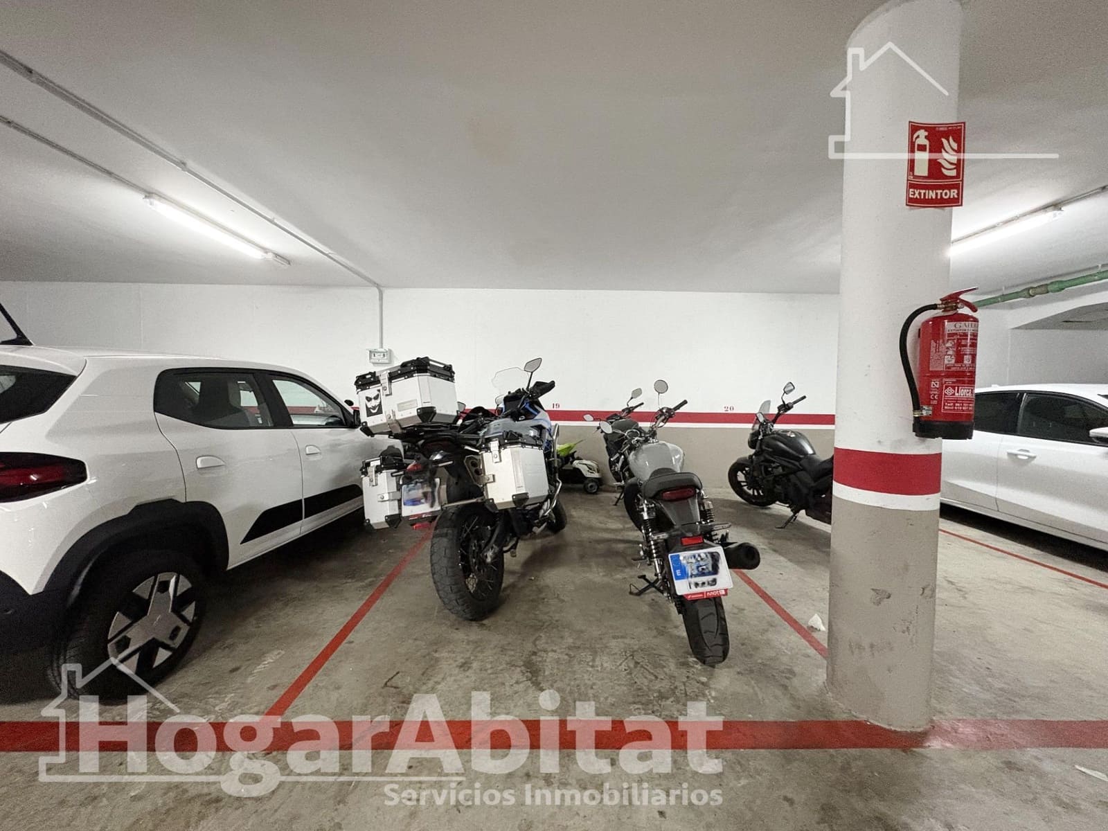3 soveværelse Lejlighed til salg i Favara med garage - € 170.000 (Ref: 9839309)