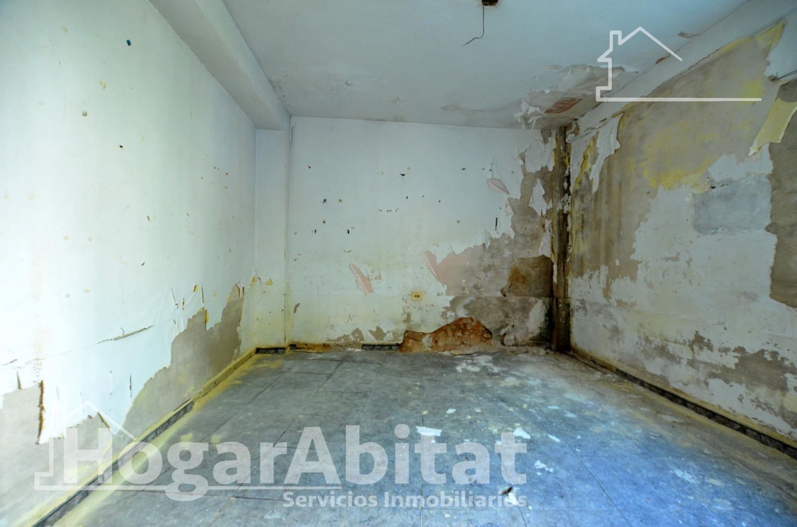 3 bedroom Townhouse for sale in Tavernes de la Valldigna - € 65,000 (Ref: 9839312)