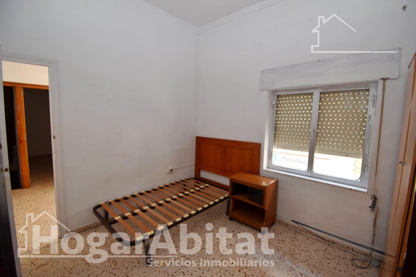 6 bedroom Townhouse for sale in Sueca - € 100,000 (Ref: 9839313)