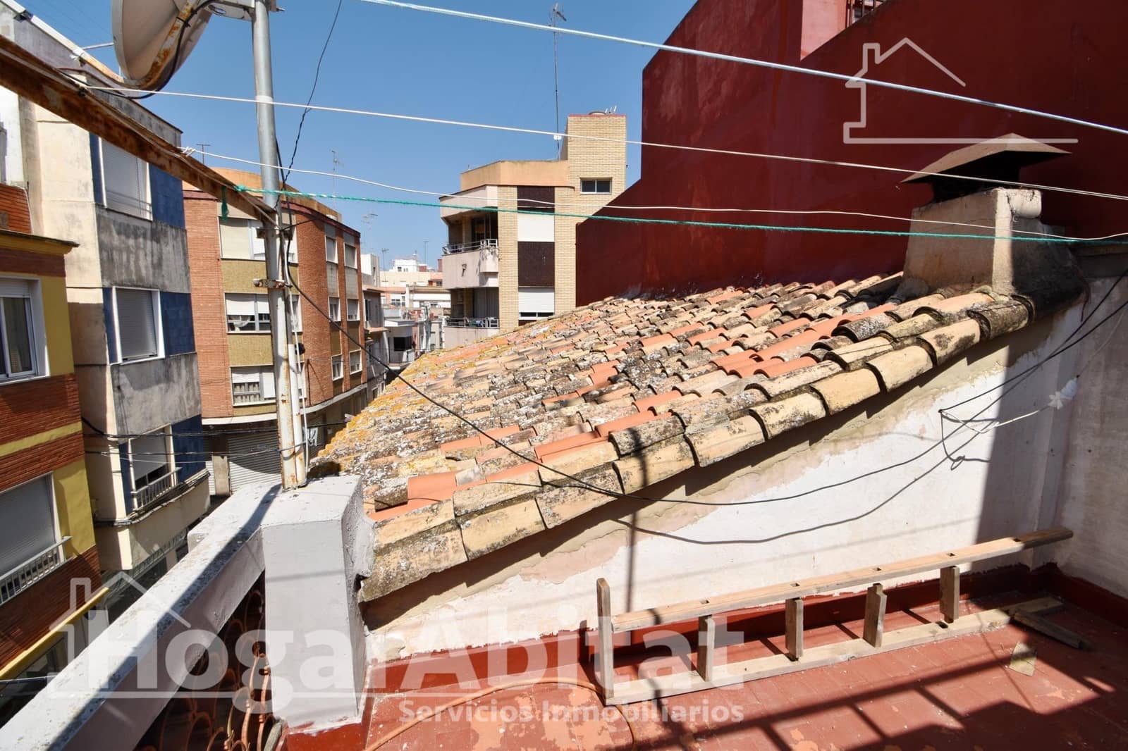 6 bedroom Townhouse for sale in Sueca - € 100,000 (Ref: 9839313)