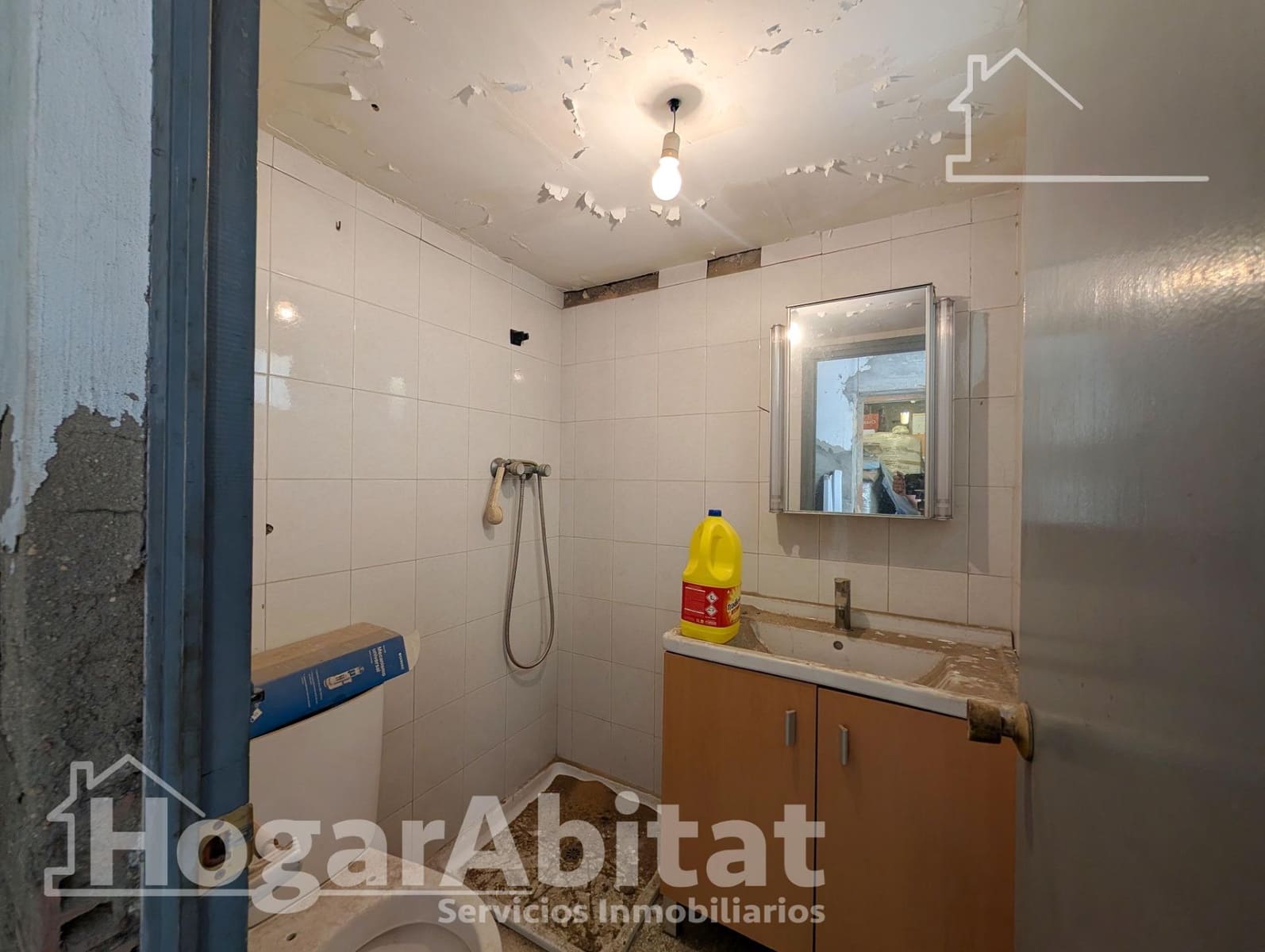 3 bedroom Townhouse for sale in Alicante / Alacant city - € 136,500 (Ref: 9839314)