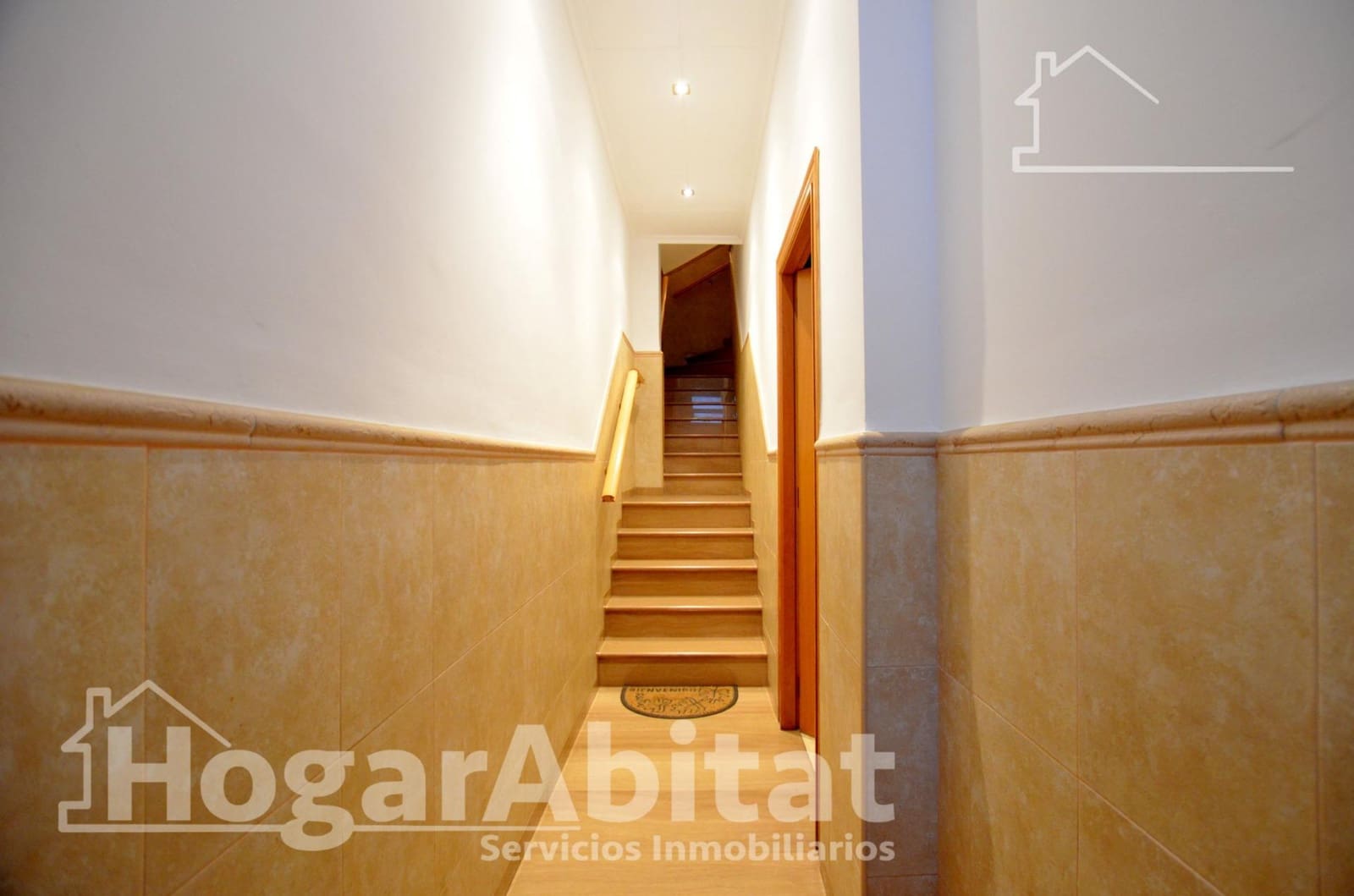 4 bedroom Townhouse for sale in Cullera with garage - € 460,000 (Ref: 9839317)