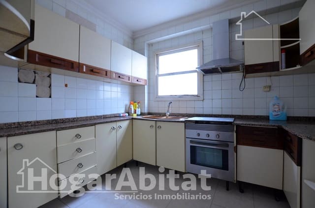 4 soveværelse Lejlighed til salg i Gandia - € 120.000 (Ref: 9843437)