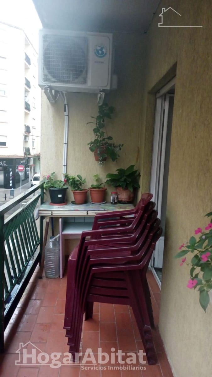 4 bedroom Flat for sale in Gandia - € 192,000 (Ref: 9843438)