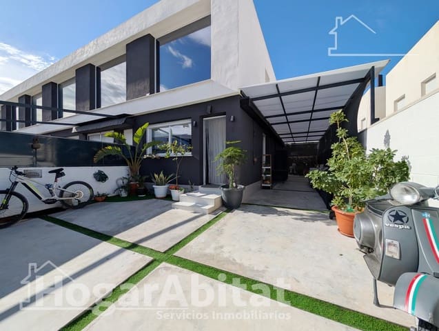 2 slaapkamer Rijtjeshuis te koop in Monte y Mar, Santa Pola met zwembad garage - € 345.000 (Ref: 9843441)