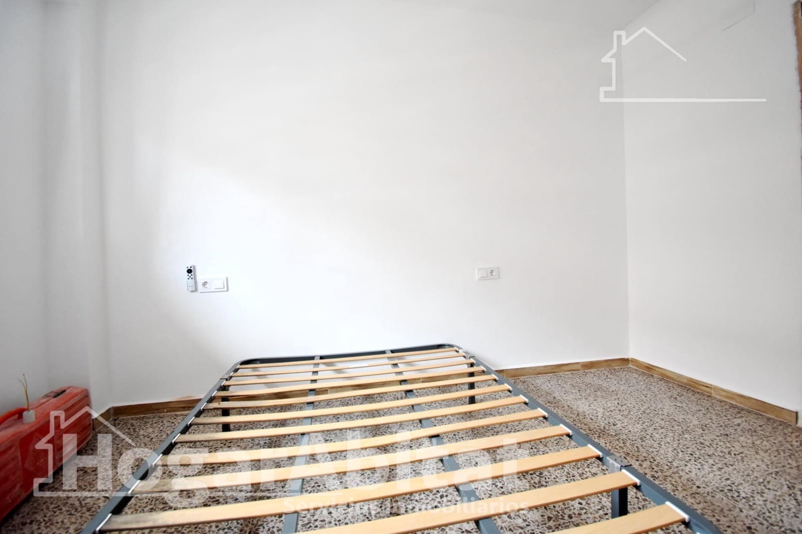 4 bedroom Flat for sale in Gandia - € 195,000 (Ref: 9843443)