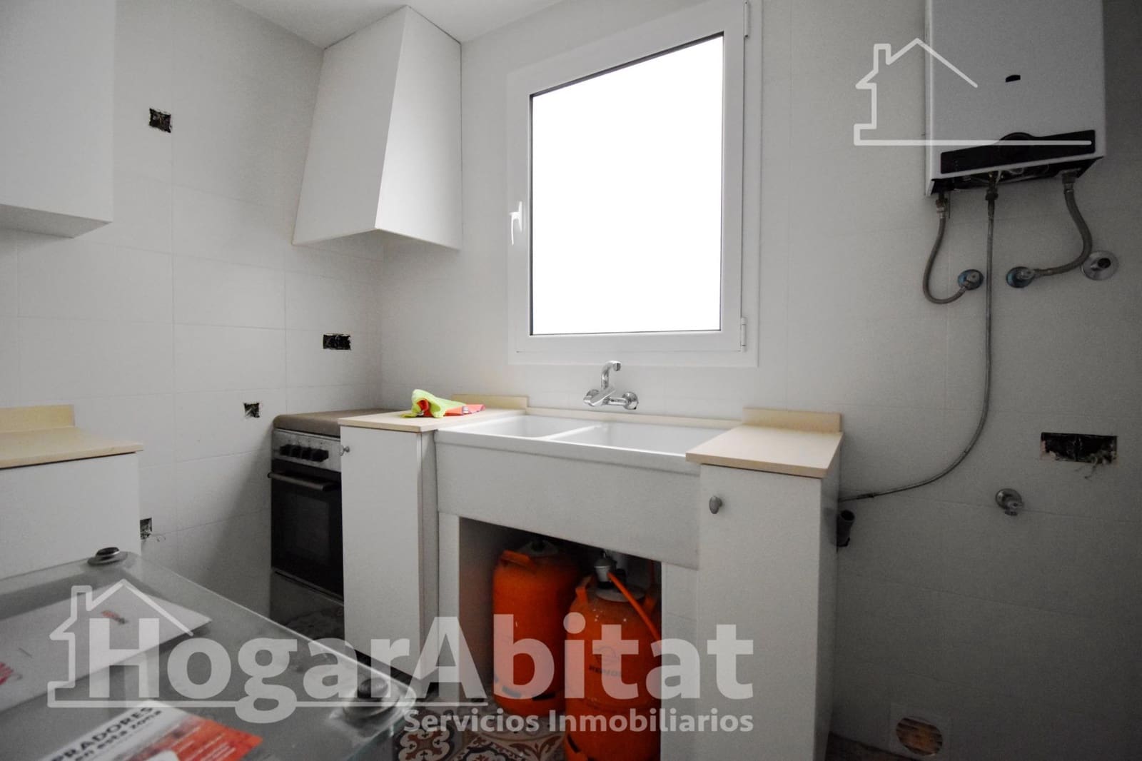 5 bedroom Flat for sale in Gandia - € 215,000 (Ref: 9843445)